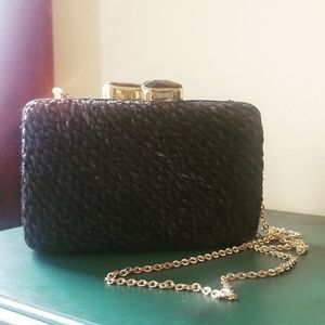 Kayu straw purse